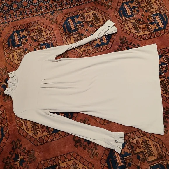 Burberry dress, ladies small, tan, knit - Picture 6 of 7